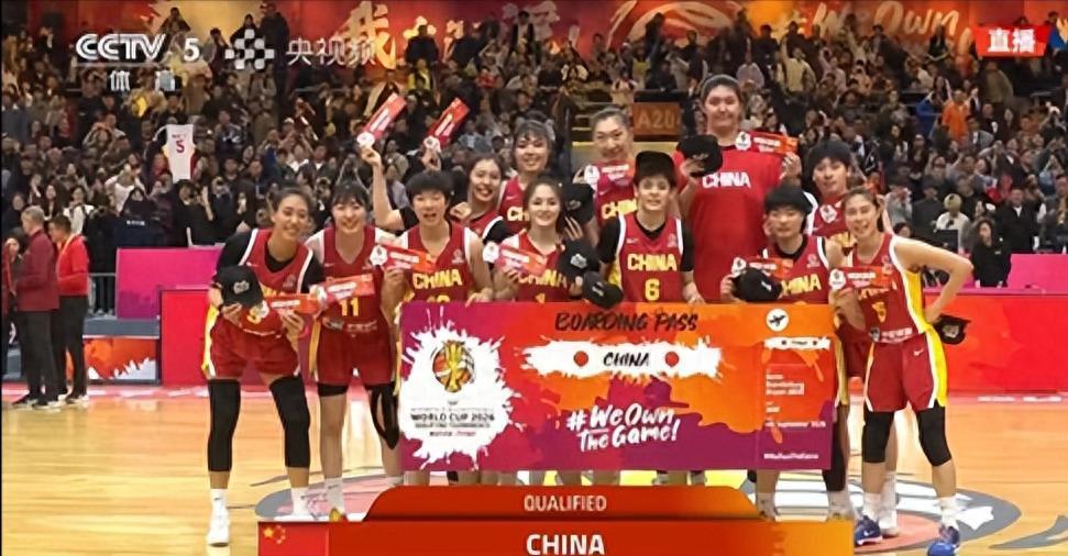 C7正版入口-光漂亮有啥用？4战15中4，失误多于进球数，球迷：咋进的国家队？